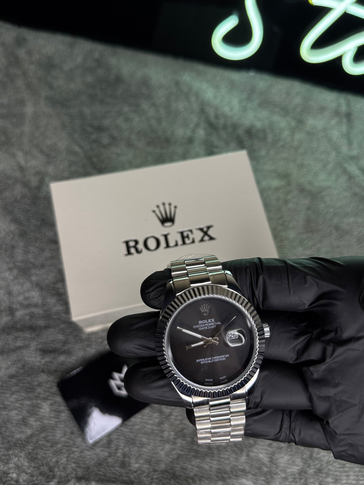 ROLEX ELITE PREMIUM ADDITION WATCH – HIGH CLASS LUXURY PLAIN DIAL WITH DATE –