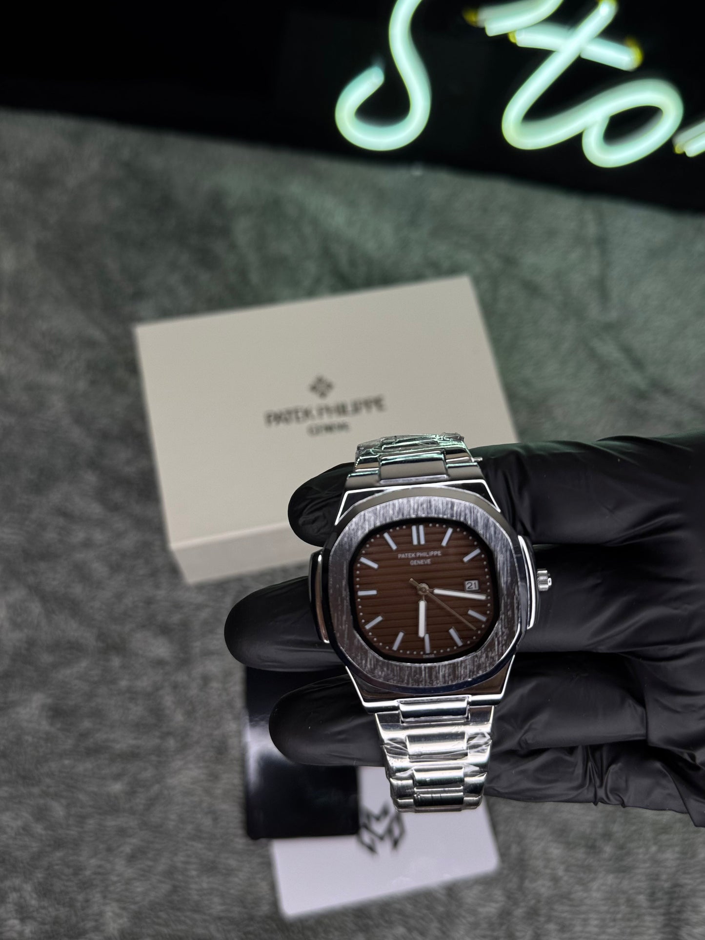 PATEK PHILLPE ELITE PREMIUM – HIGH CLASS LUXURY BROWN DIAL WITH DATE  –